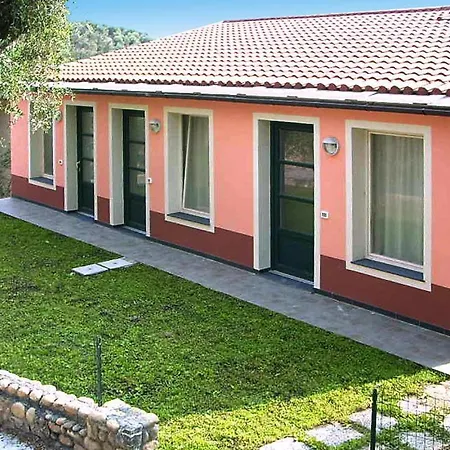 Apartment Borgo Verde In Imperia